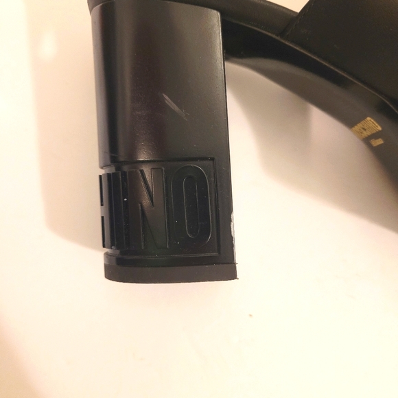 Moschino open toe platform mule pumps, size IT36, black, US 4.5 - Picture 8 of 14